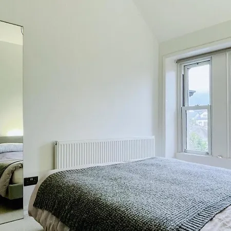 Kents Bank Snug Grange-over-Sands